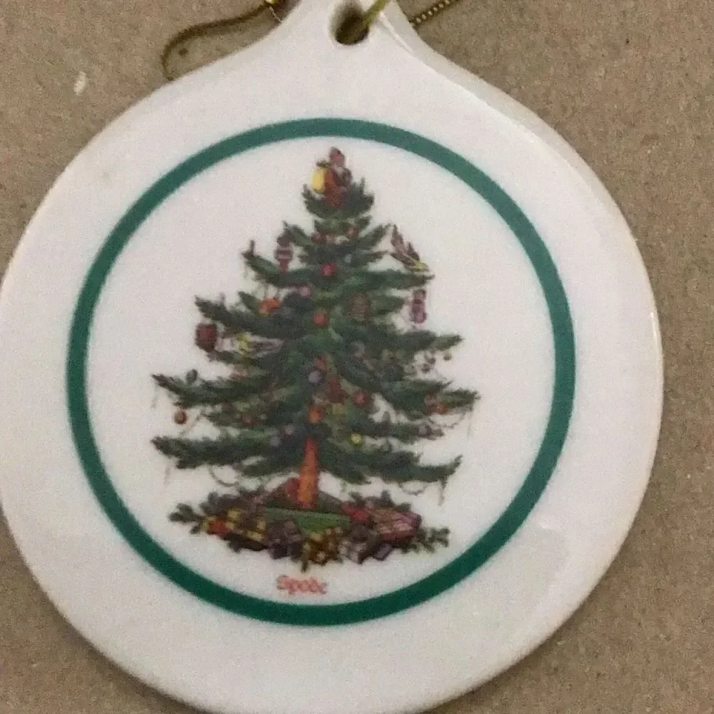 Set of six porcelain desk ornaments mostly Alaskan